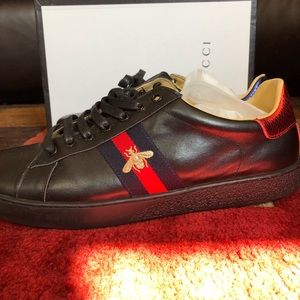 Men’s Gucci shoes men’s size 10